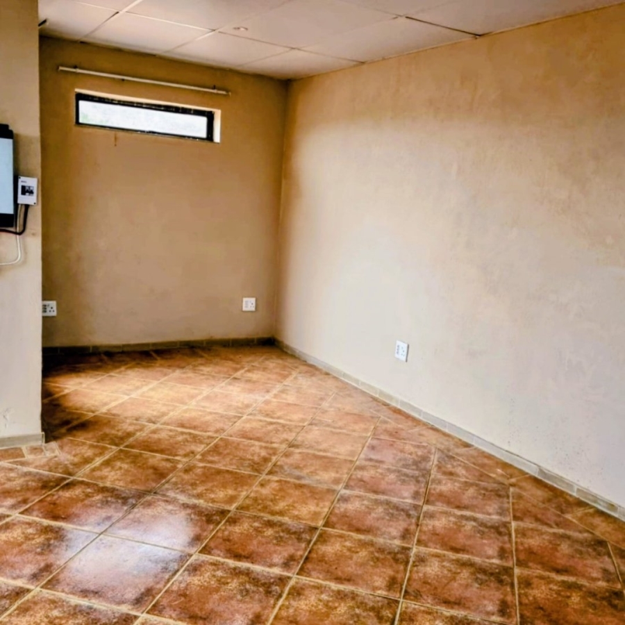 To Let 3 Bedroom Property for Rent in Cashan North West